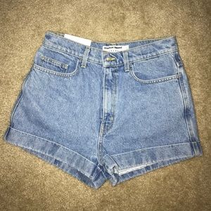 ❤️SOLD❤️ Denim high waist cuff shorts